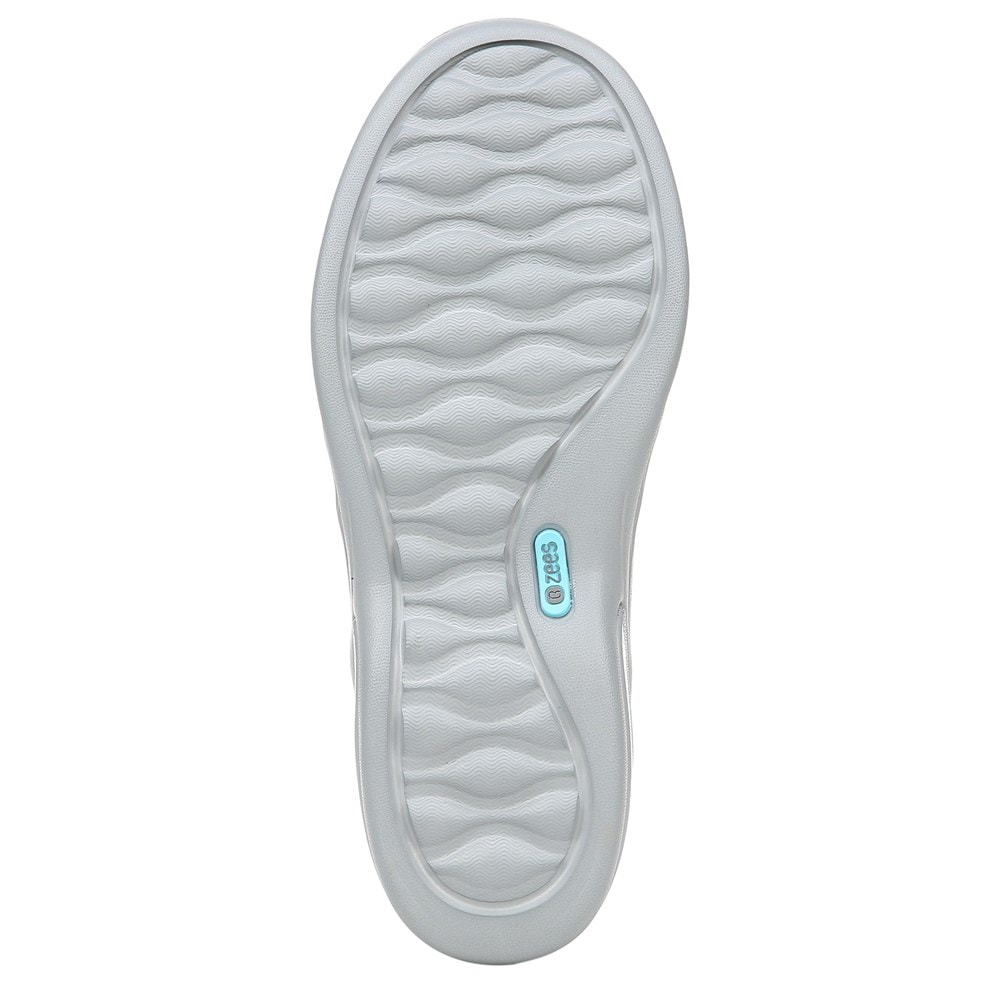 Bzees Niche Slip On - Washed Denim Fabric