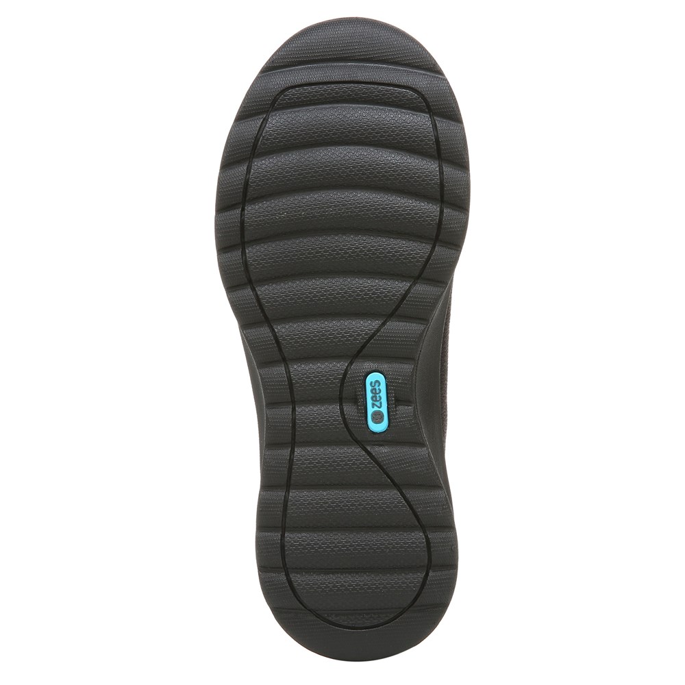 Bzees Glory Slip On - Black Fabric